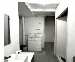 Sims Avenue (D14), Terrace #532167361